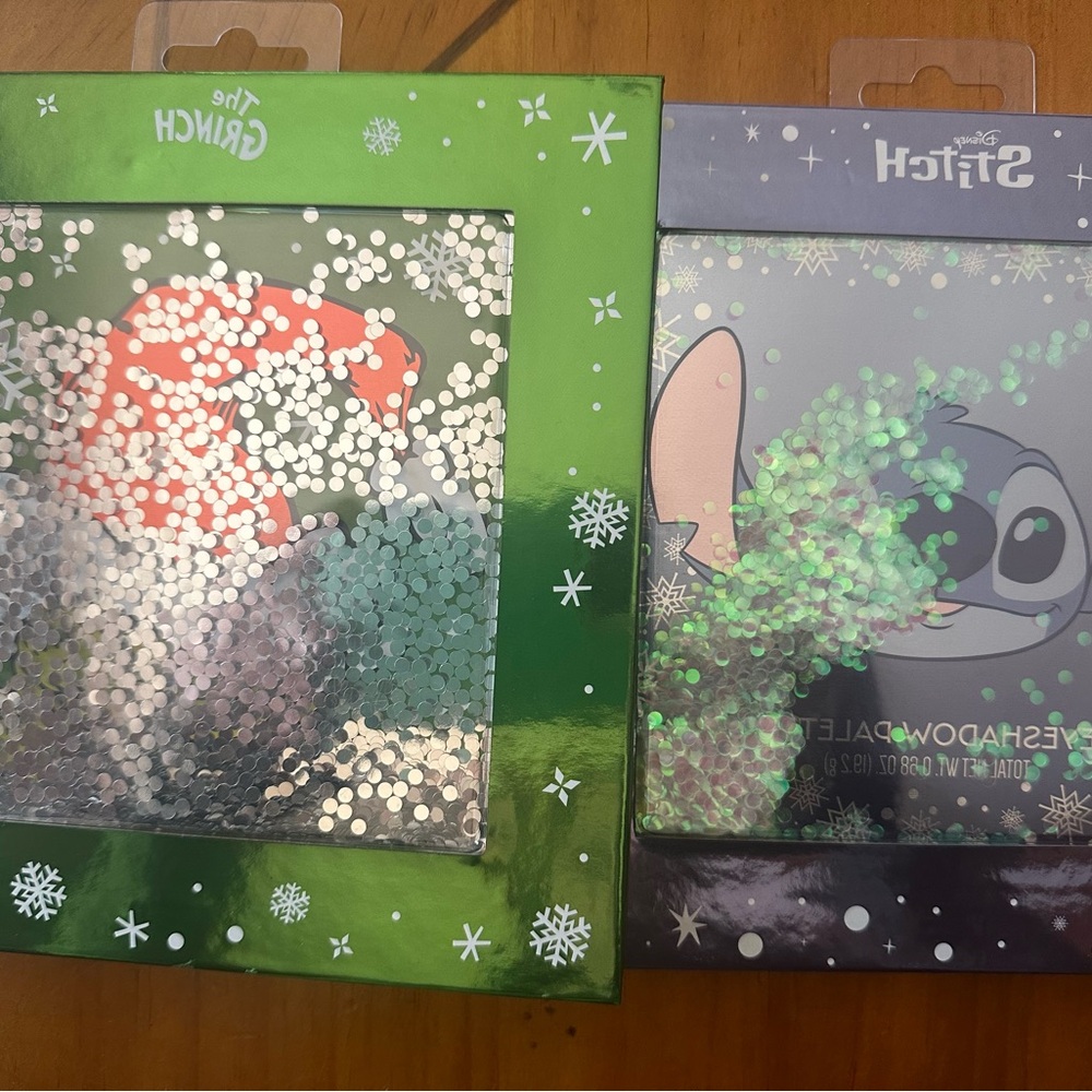 The Grinch and Disney stitch Christmas Eyeshadow Palettes - New Beauty